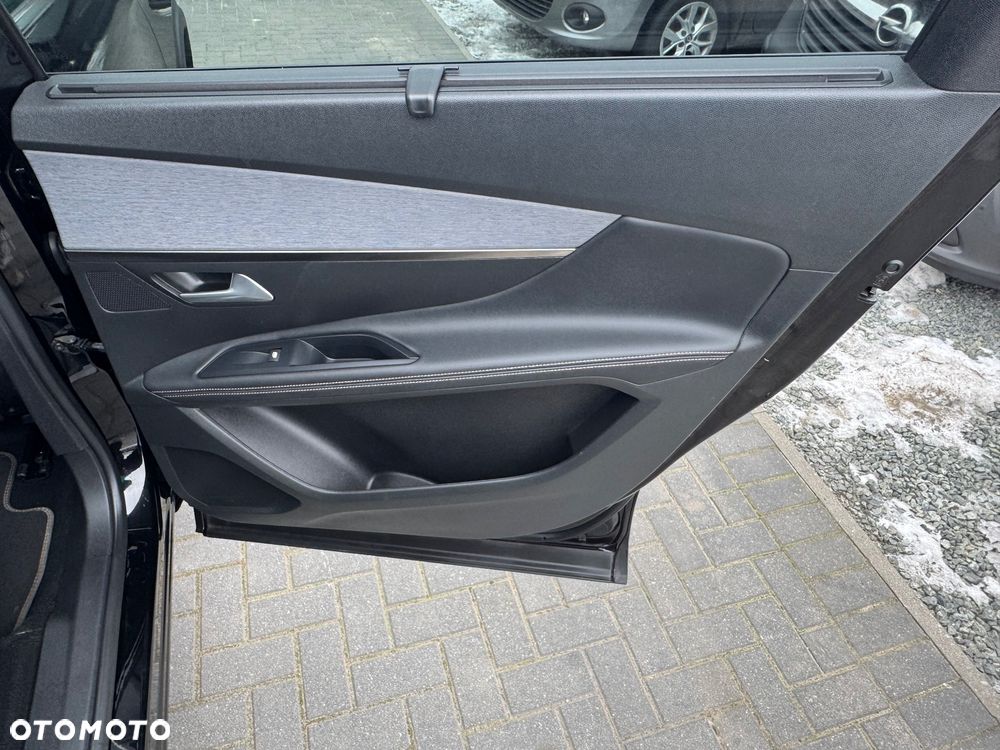 Peugeot 5008 2.0 BlueHDI GT S&S EAT8 - 38