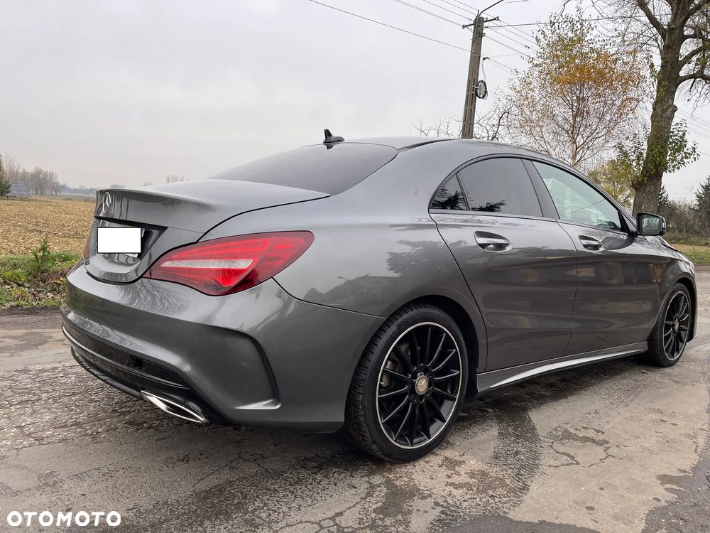 Mercedes-Benz CLA 180 d 7G-DCT AMG Line - 32