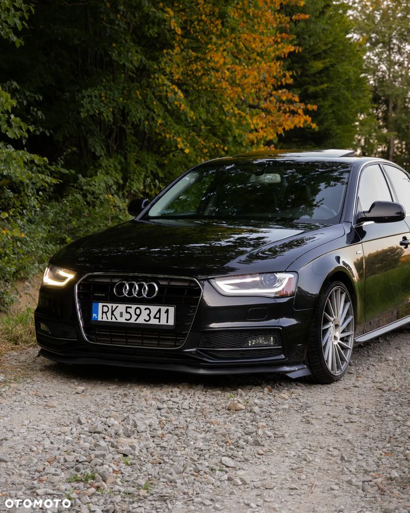 Audi A4 Limousine - 1