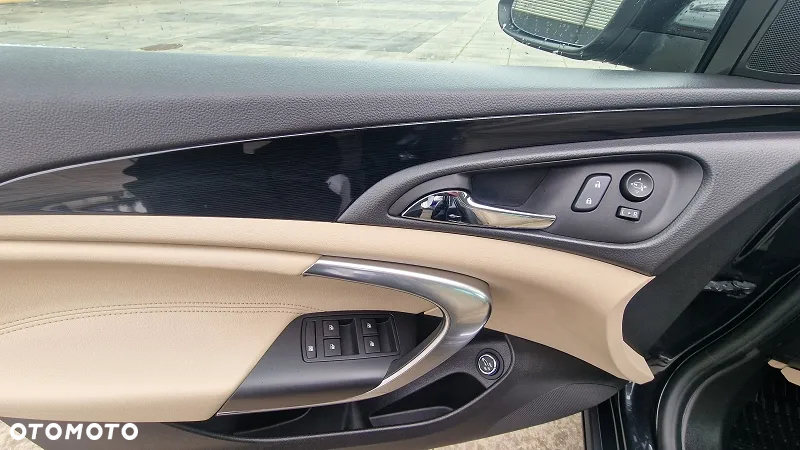 Opel Insignia - 25