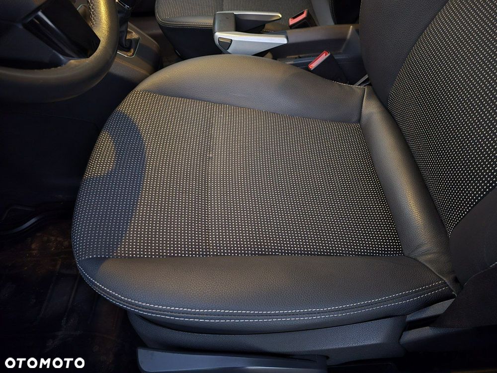 Opel Zafira 1.8 Cosmo - 23