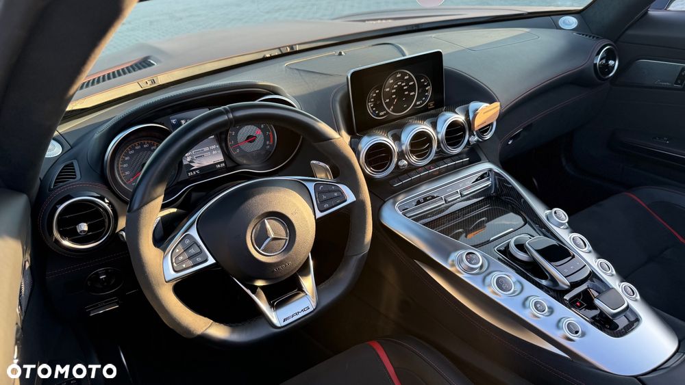 Mercedes-Benz AMG GT - 9