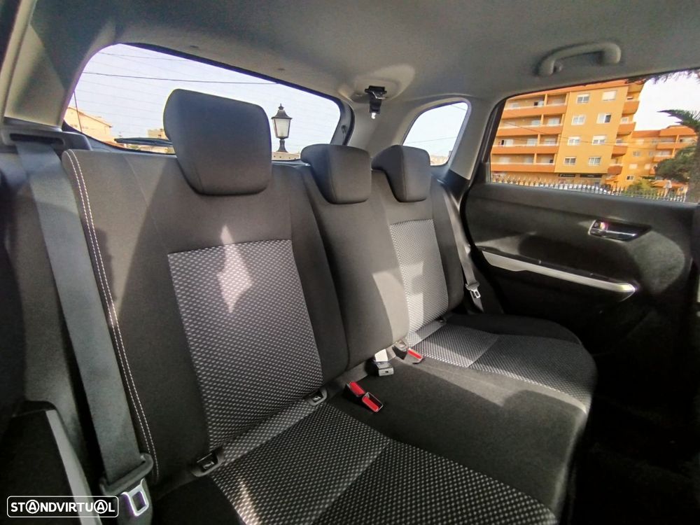 Suzuki Vitara 1.6 DDiS Special Edition 4WD - 12