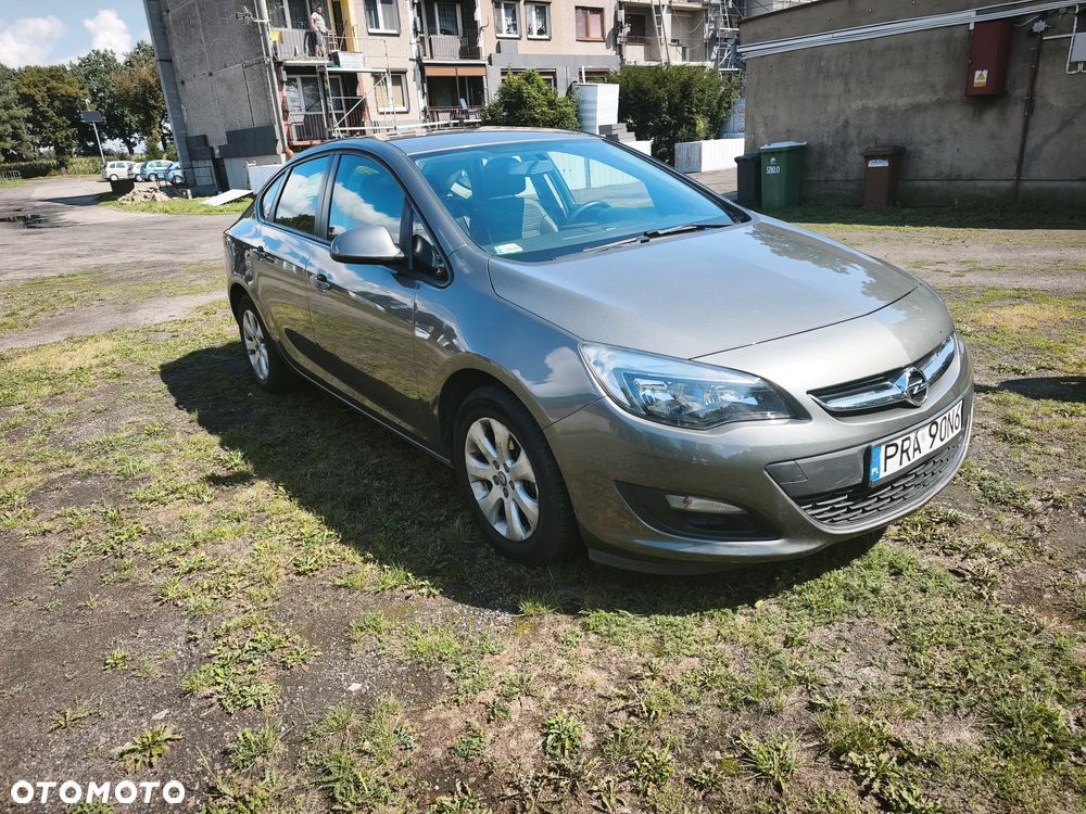 Opel Astra 1.6 Enjoy - 4