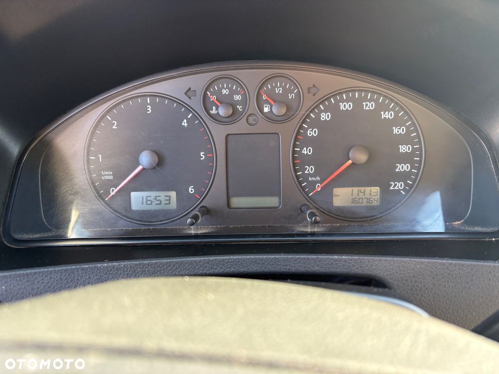 Volkswagen Transporter - 9