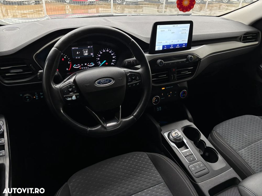 Ford Kuga 1.5 EcoBlue A8 FWD Trend - 13