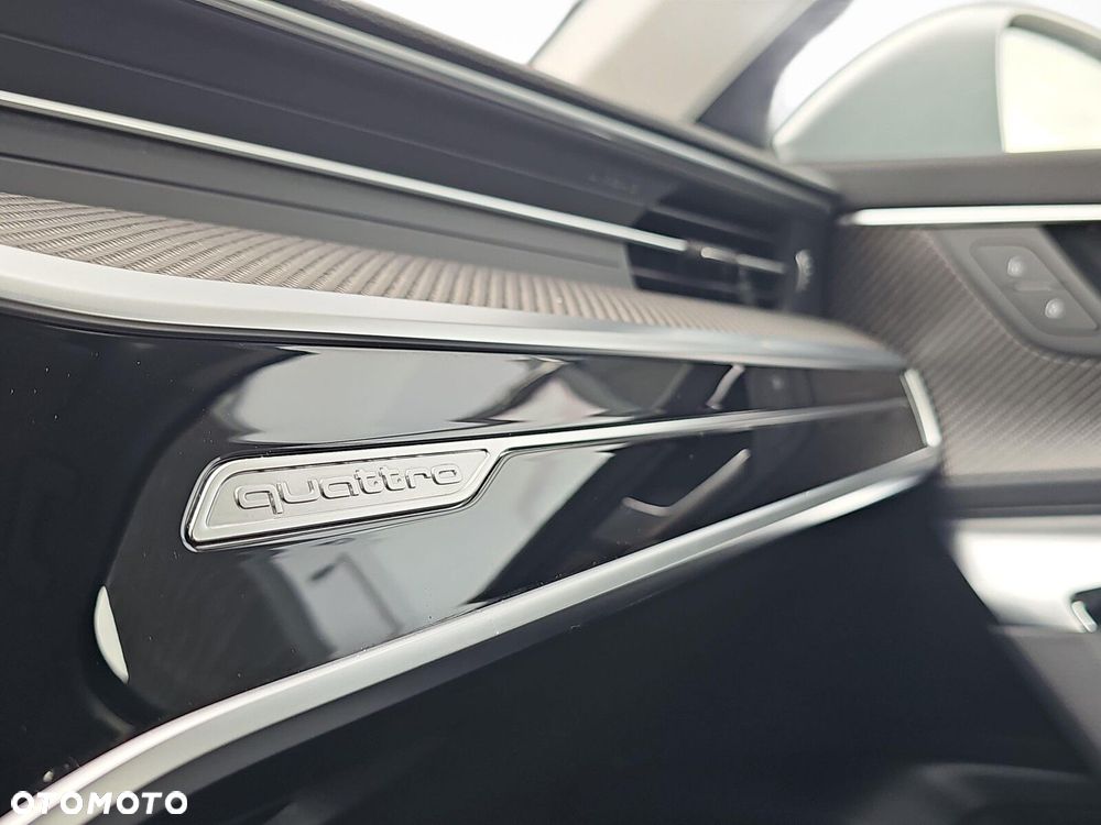Audi A6 Avant - 20