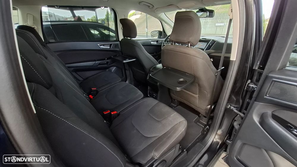 Ford S-Max - 33