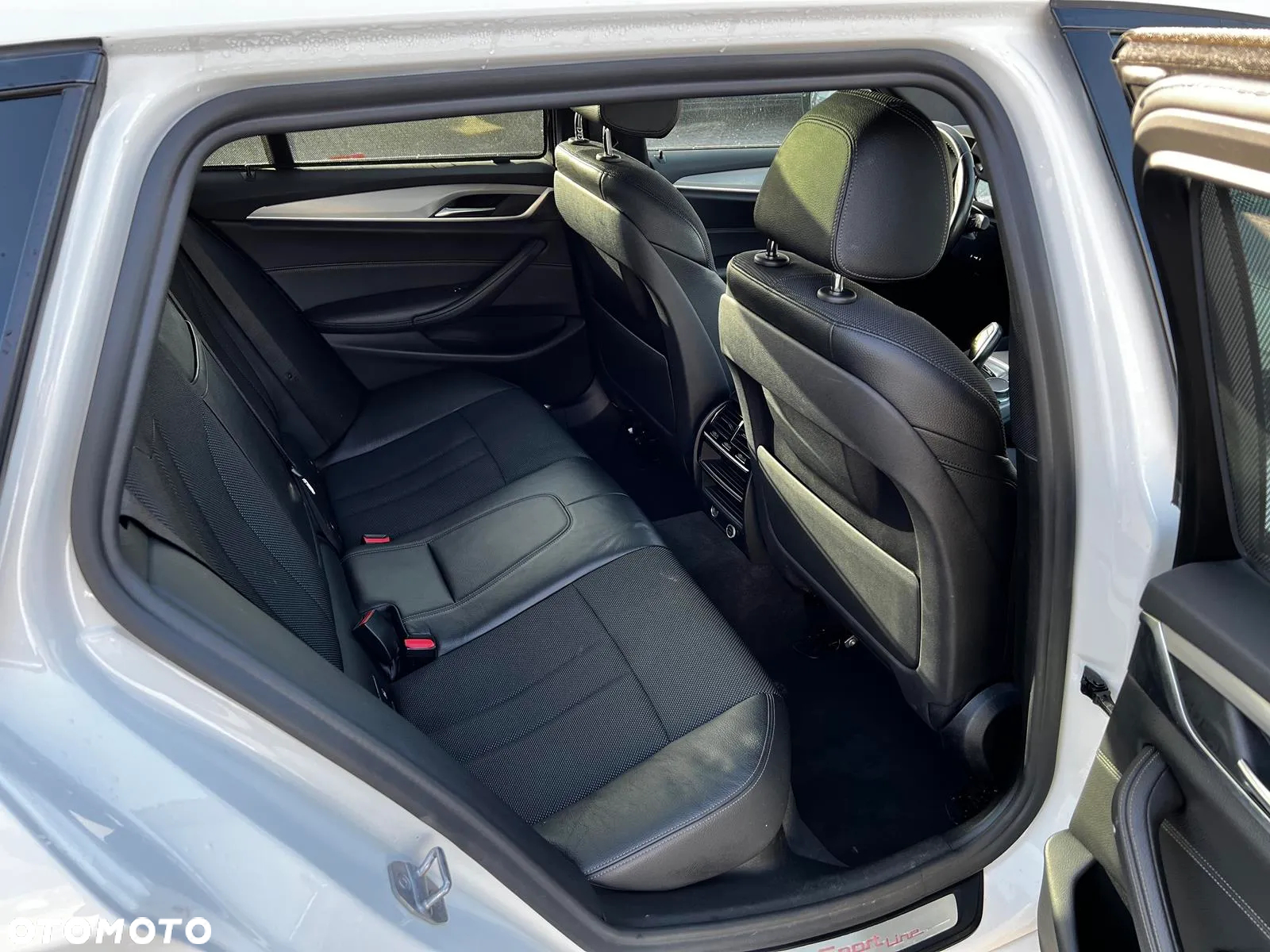 BMW Seria 5 525d Touring Sport Line - 27
