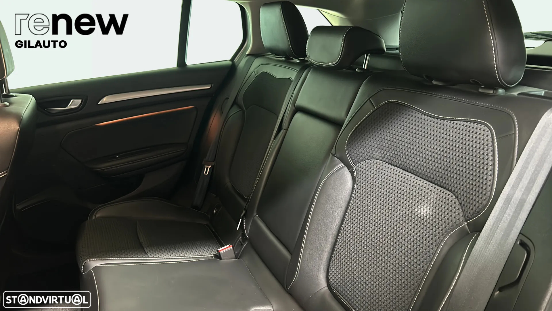 Renault Mégane Sport Tourer 1.5 Blue dCi Bose Edition - 24