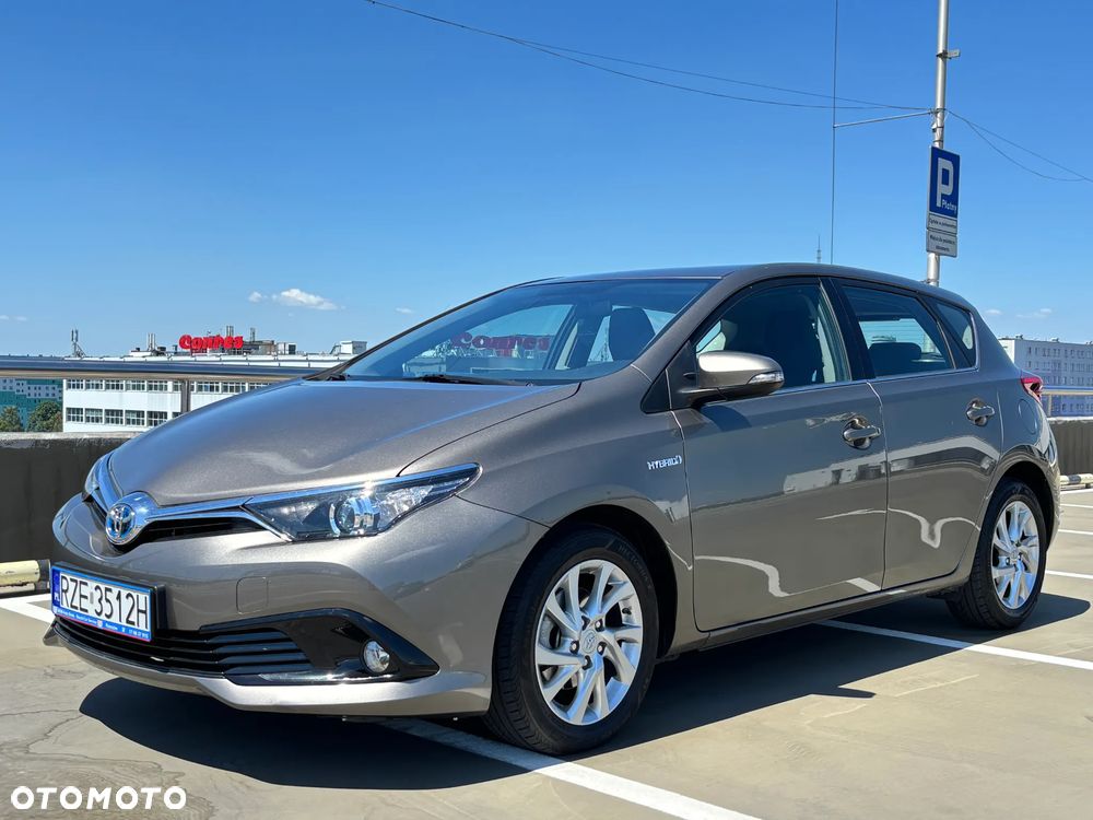 Toyota Auris 1.8 HSD Prestige - 4