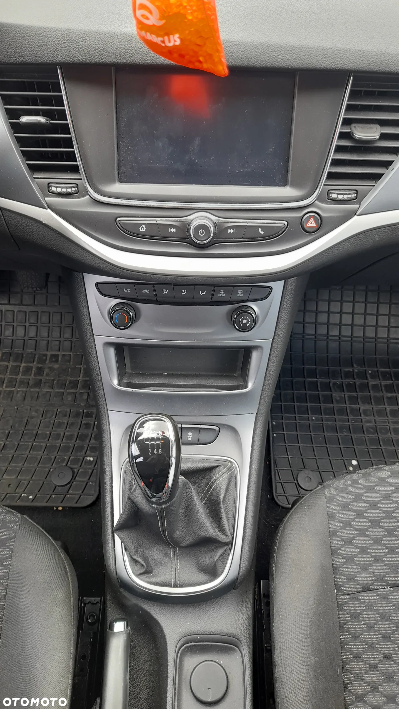 Opel Astra V 1.4 T Dynamic - 14
