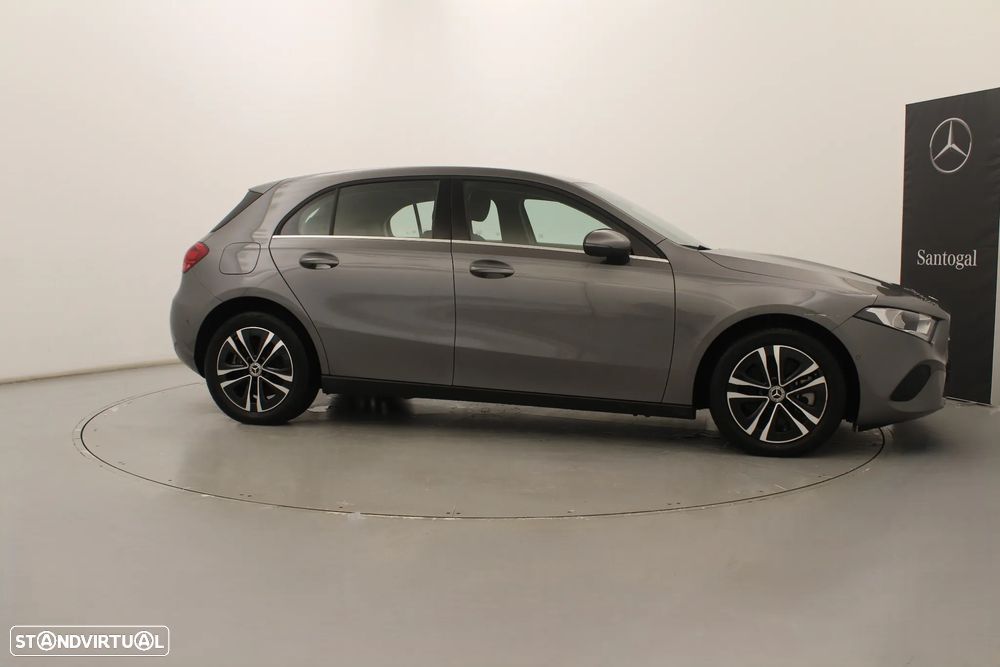 Mercedes-Benz A 250 e — photo 4