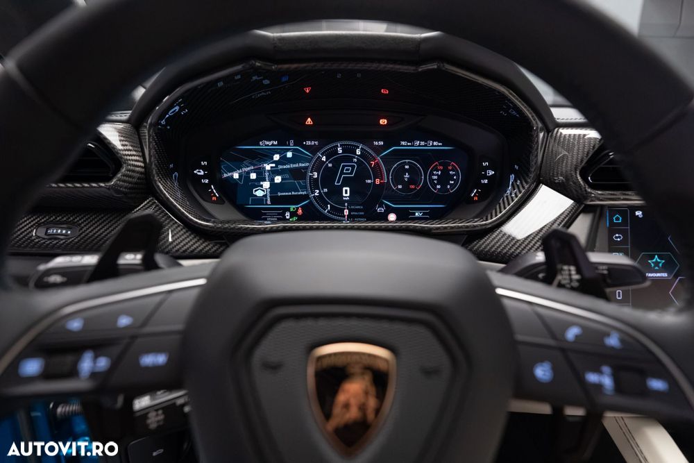 Lamborghini URUS - 23