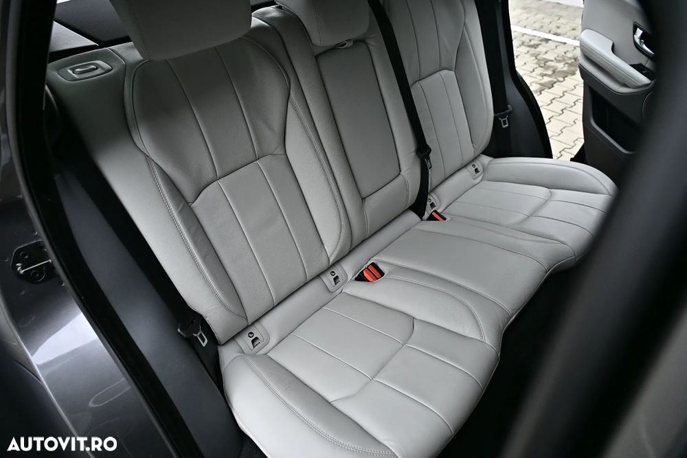 Land Rover Range Rover Evoque 2.0 D150 R-Dynamic - 33