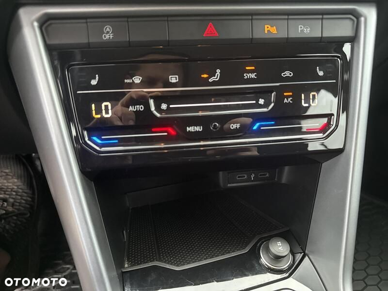 Volkswagen T-Roc 1.5 TSI Life DSG - 16