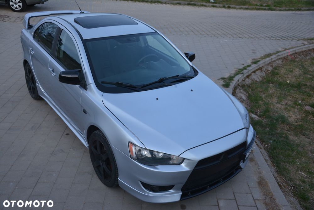 Mitsubishi Lancer - 5