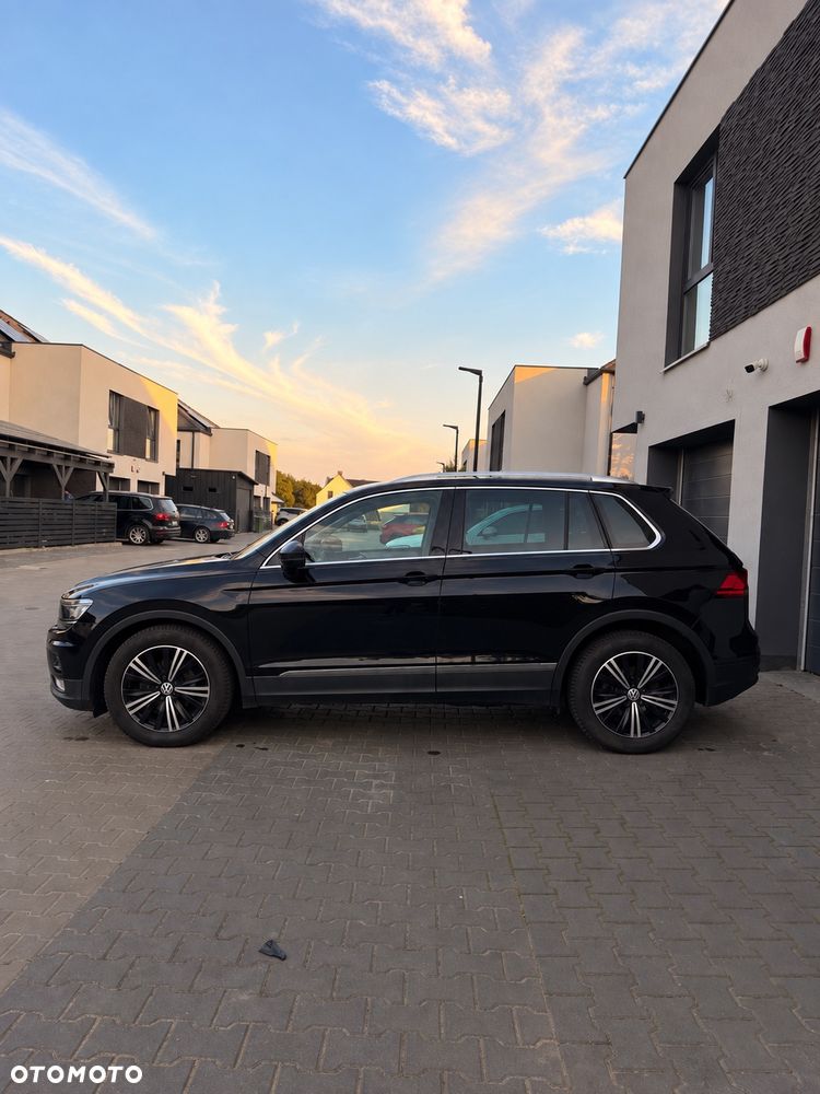 Volkswagen Tiguan - 12