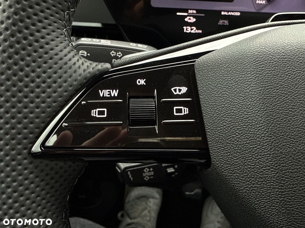 Audi Q6 e-tron - 12