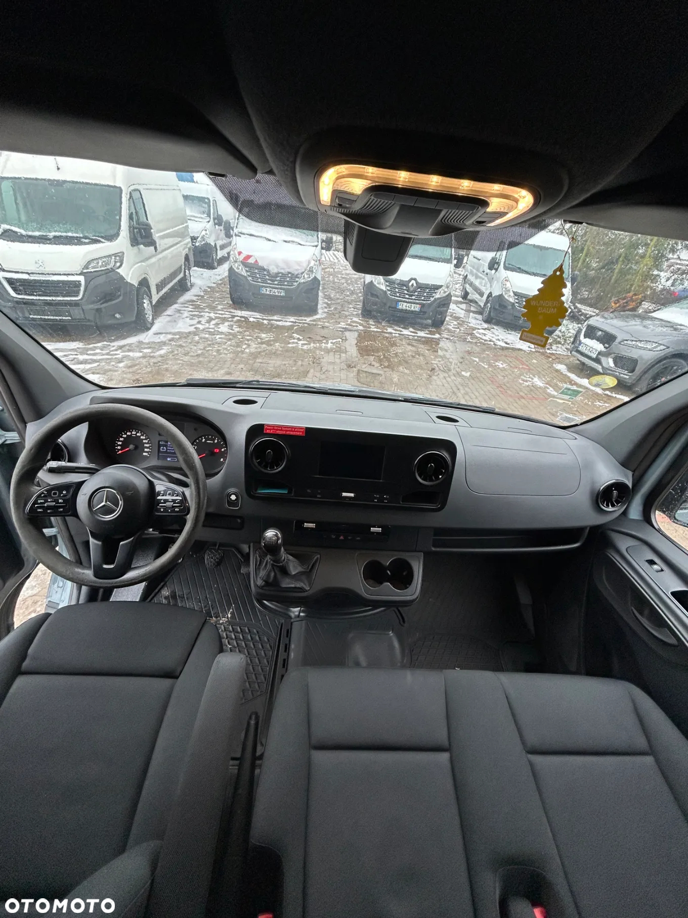 Mercedes-Benz Sprinter - 7