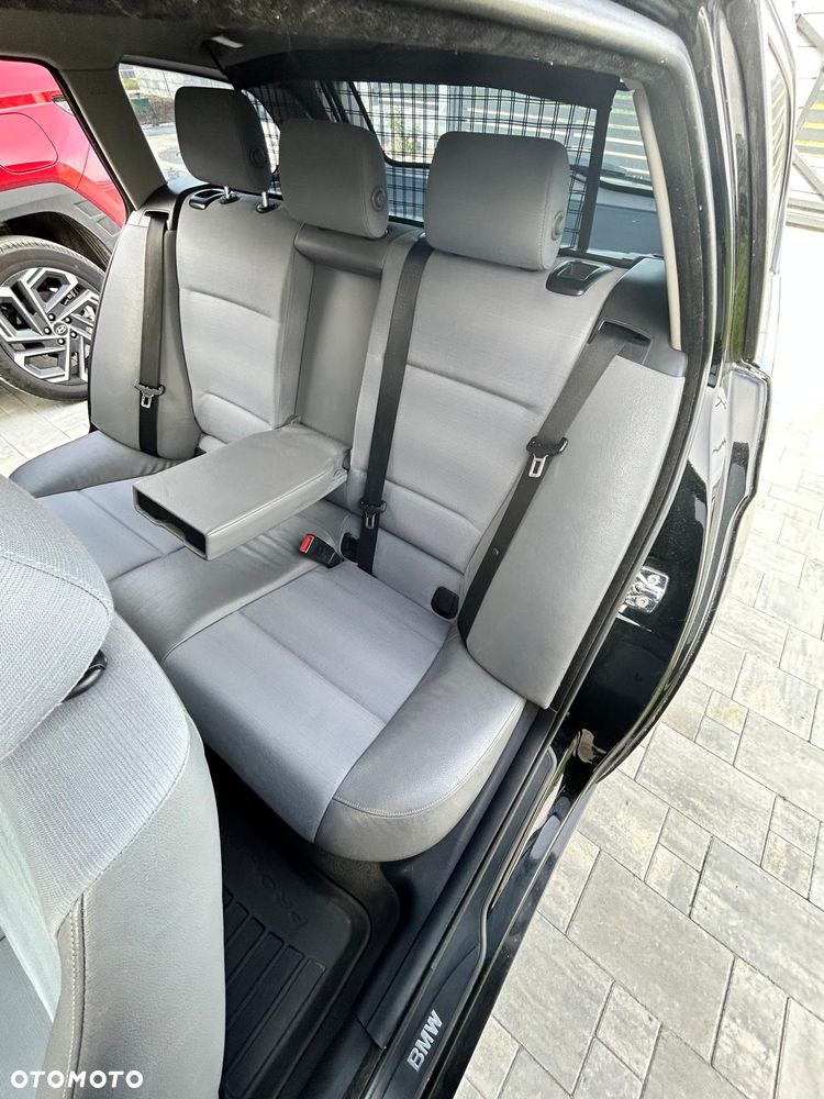 BMW Seria 3 318i - 8