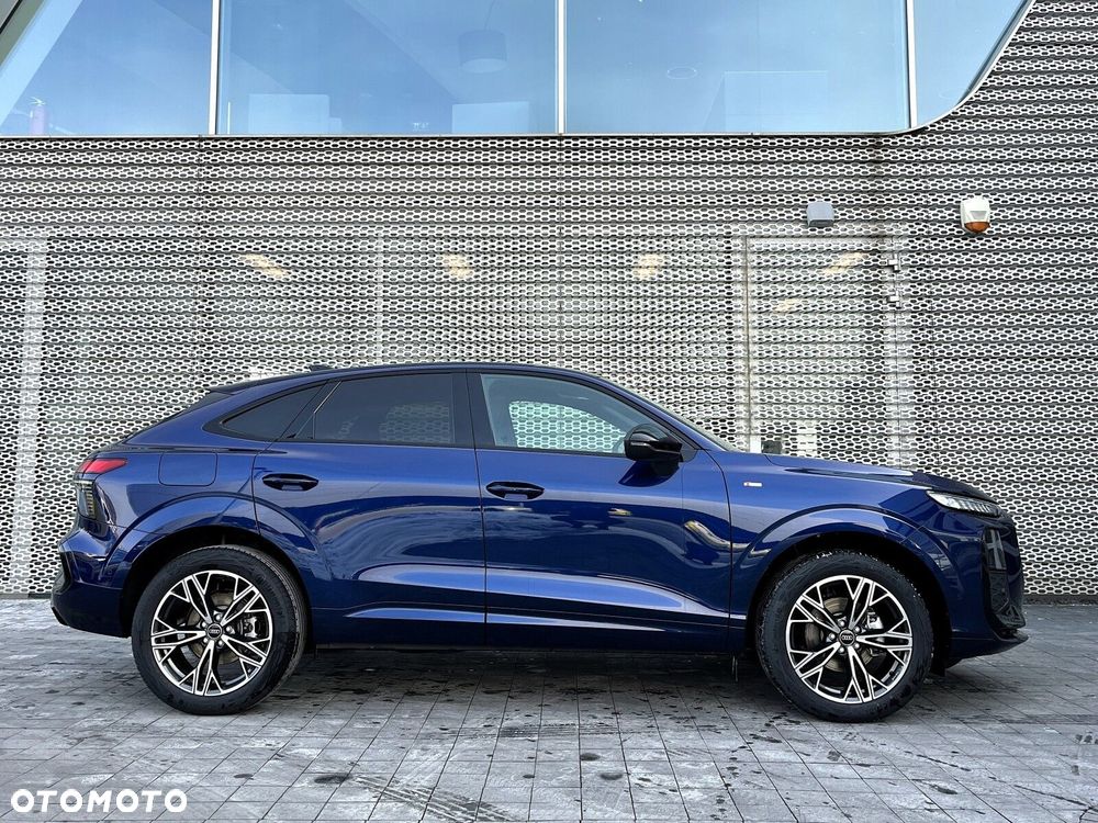 Audi Q3 Sportback - 2