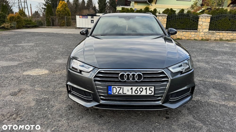 Audi A4 Avant 40 TDI S tronic S line - 2