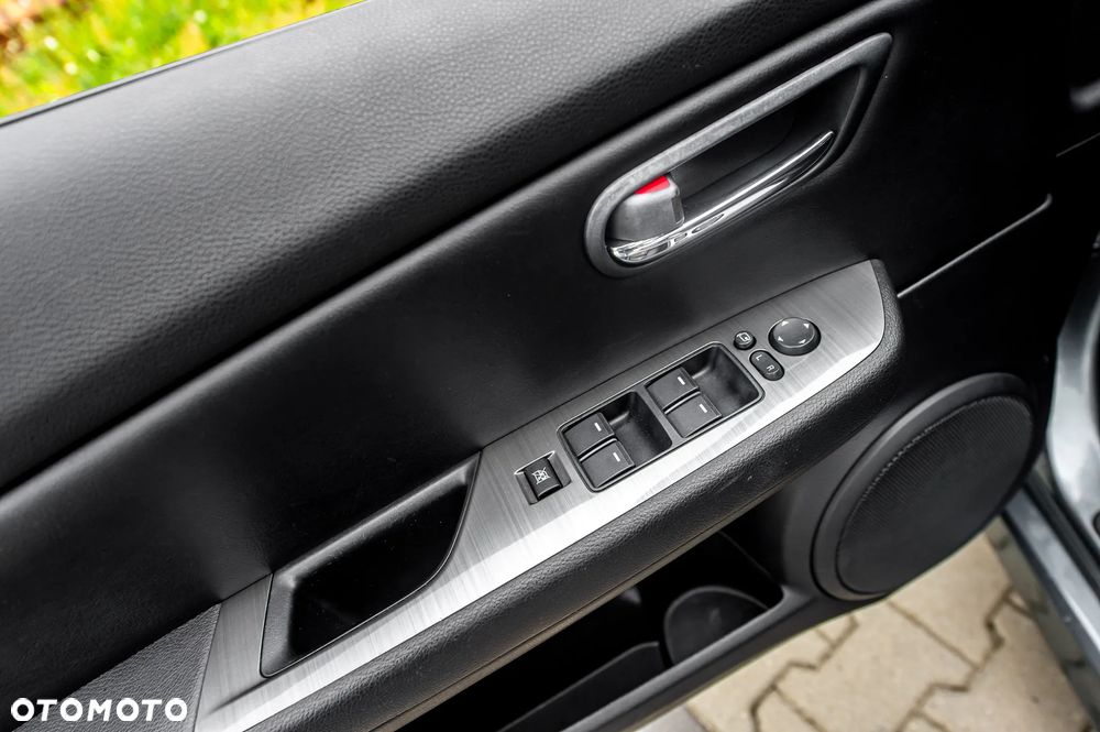 Mazda 6 2.0 Exclusive + Activematic - 37