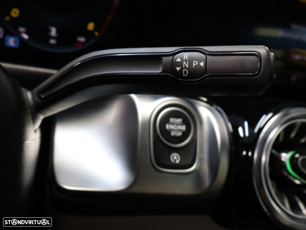 Mercedes-Benz GLB 180 d Progressive - 23