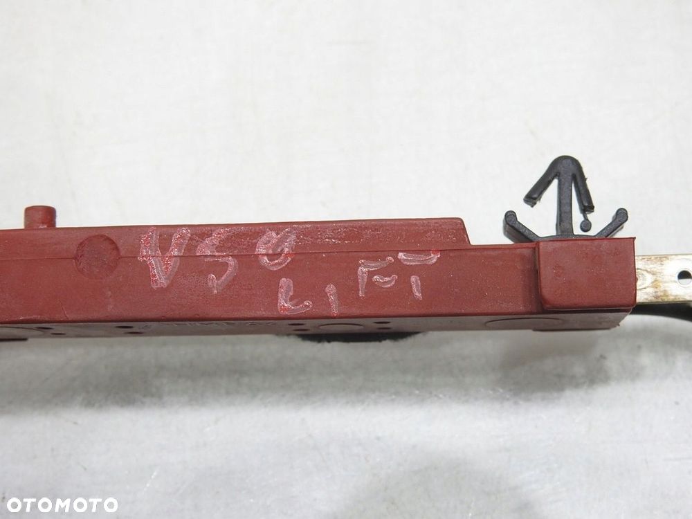 WZMACNIACZ ANTENY VOLVO V50 LIFT - 4