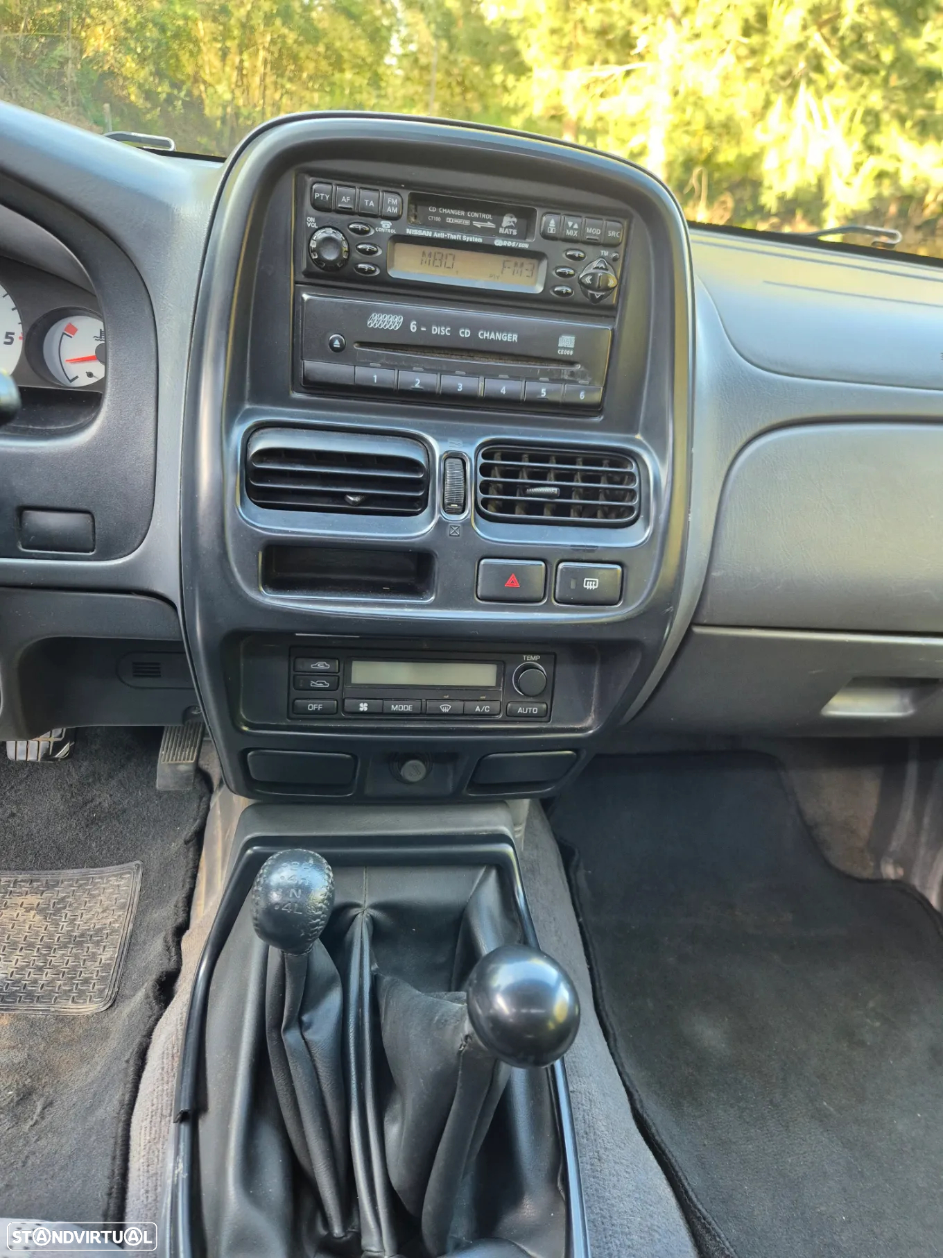 Nissan Pick Up 2.5 TD CD Navara ABS - 15