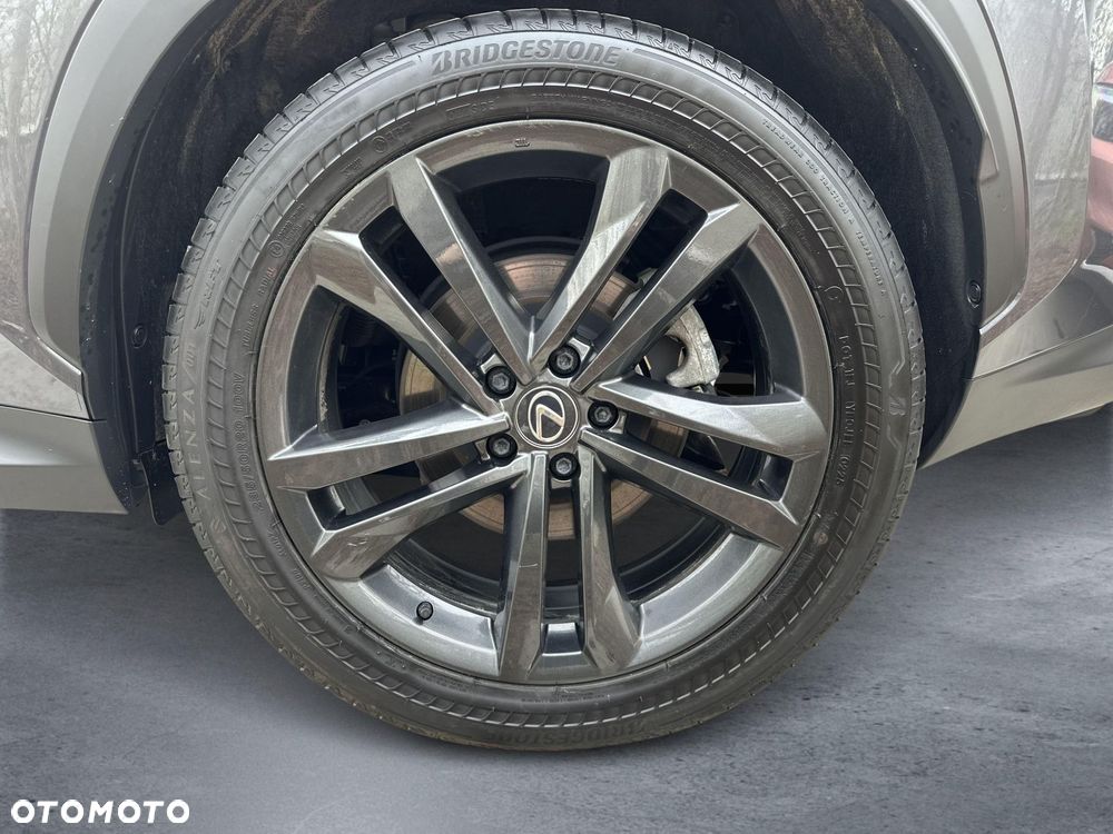Lexus NX - 22
