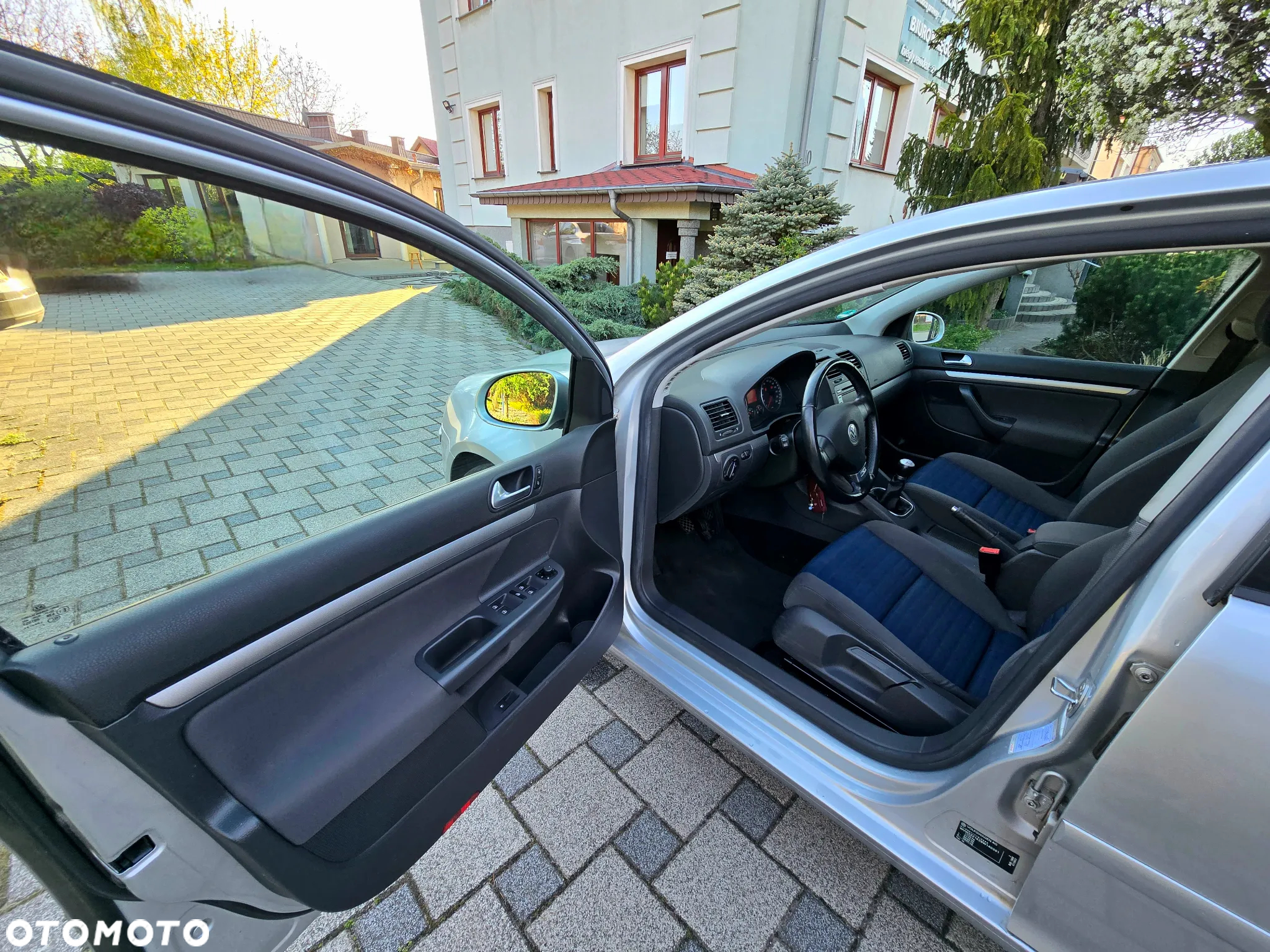 Volkswagen Golf - 20