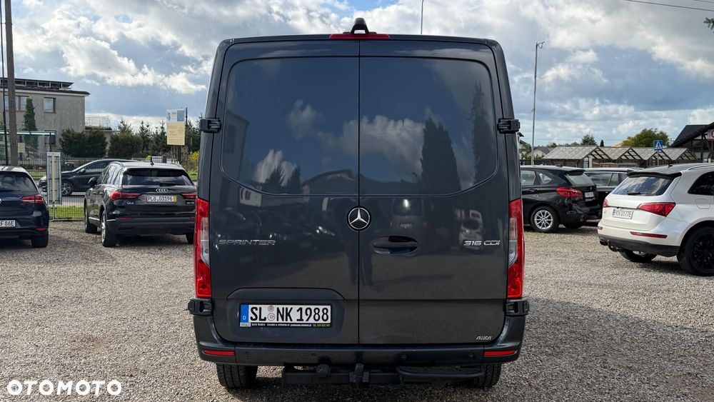 Mercedes-Benz Sprinter - 6