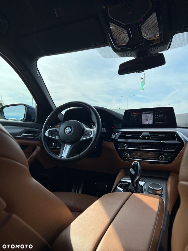 BMW Seria 5 530i xDrive - 26