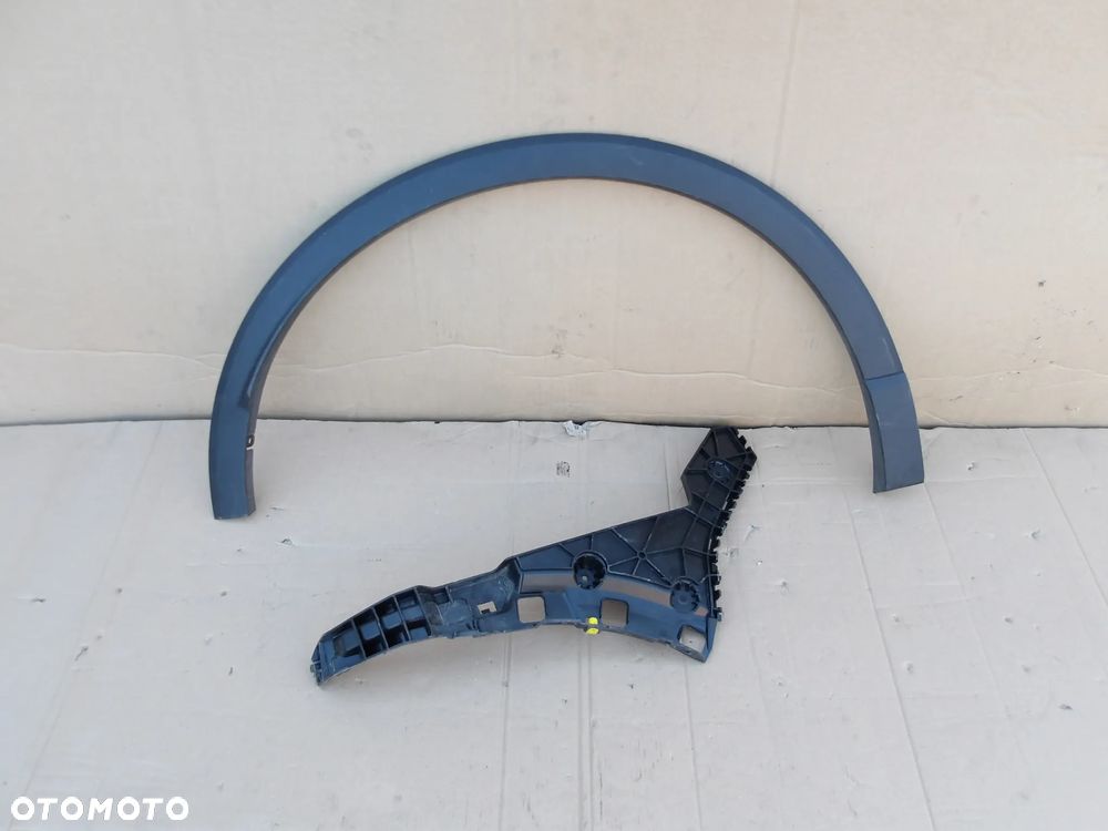 LISTWA BLOTNIKA PRAWY TYL AUDI Q4 E TRON 89A853818D - 1