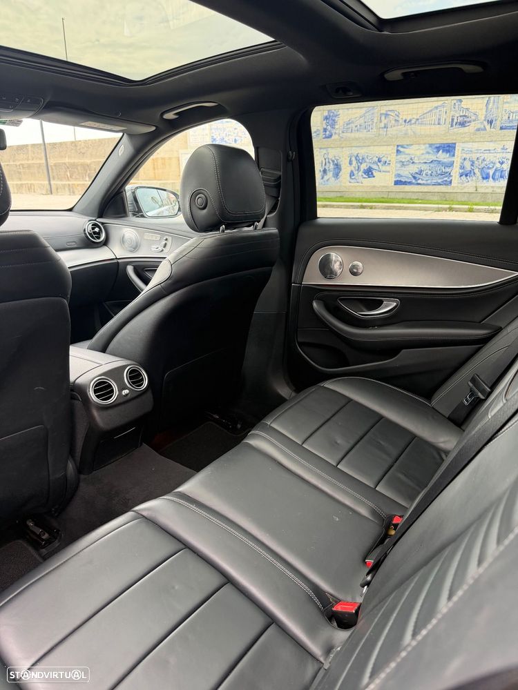 Mercedes-Benz E 220 d AMG - 11