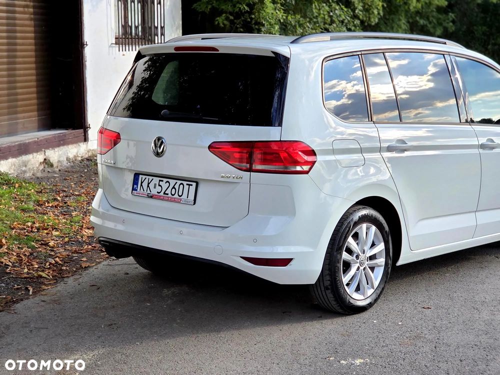 Volkswagen Touran 2.0 TDI BMT Comfortline - 15