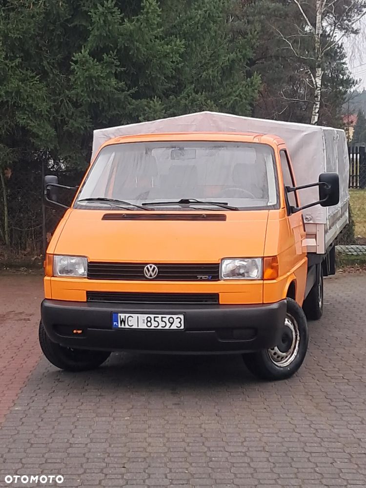 Volkswagen Transporter - 1