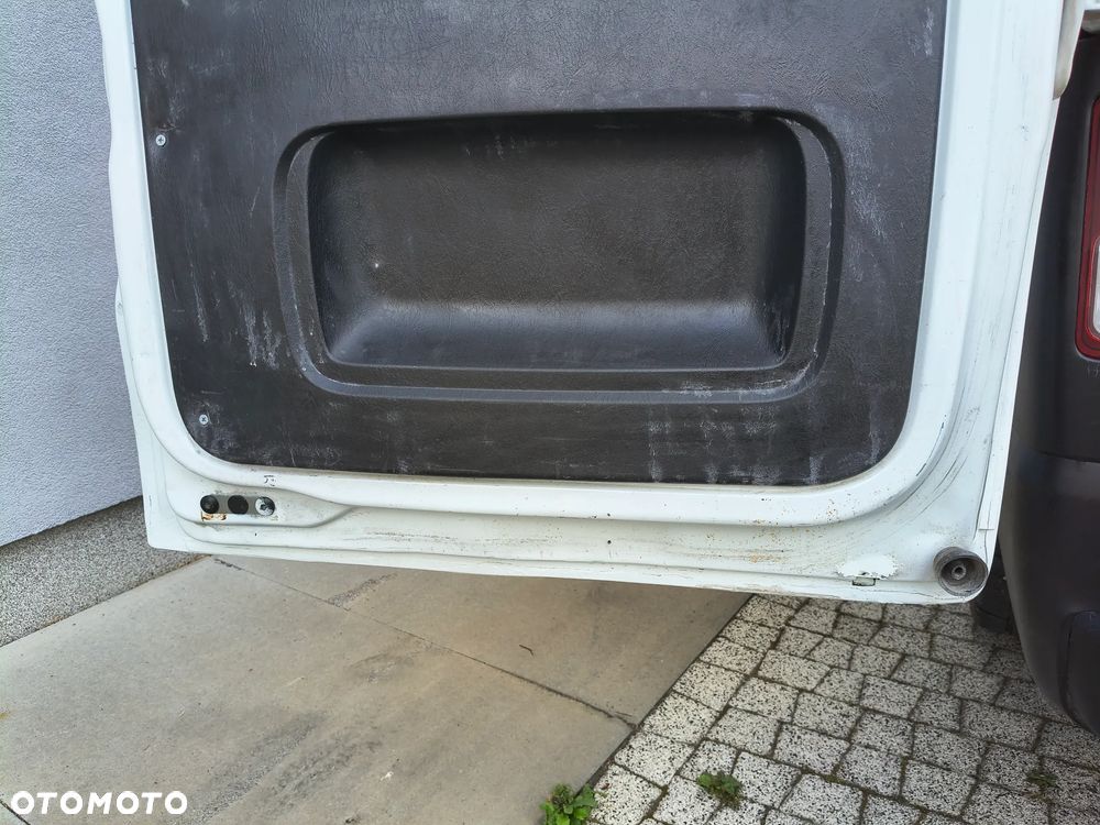 Renault TRAFIC PO LIFTINGU 2.0 DCI (120KM) 6-BIEGÓW (L2H1) LONG KLIMA STAN IDEALNY BEZWYPADKOWY NIE MA RDZY SERWIS KM DO KOŃCA ! ! ! - 35