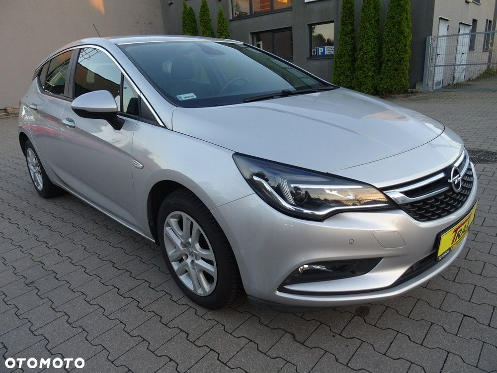 Opel Astra - 2