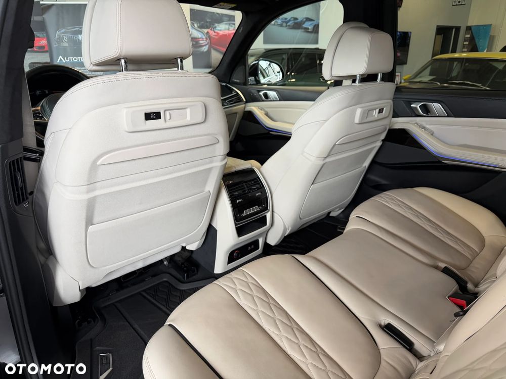 BMW X7 - 20