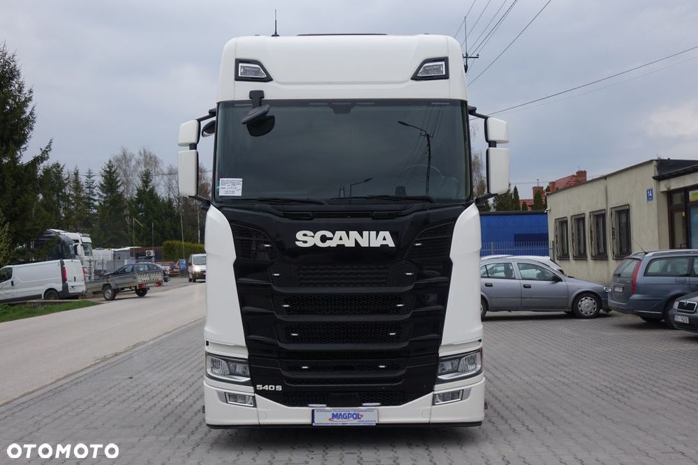 Scania S450 / EURO 6 / MEGA / LOW DECK / AUTOMAT / RETARDER / KLIMATYZACJA POSTOJOWA / LODÓWKA  /  2 ZBIORNIKI 700L / PO KONTRAKCIE - 2