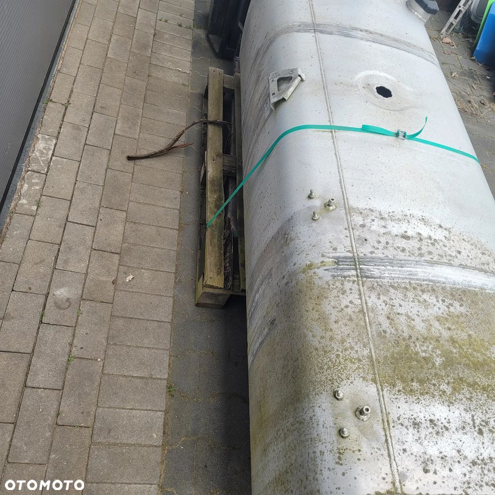 ZBIORNIK PALIWA DAF 690L 1945569 60X68X195CM CHWALIM116 - 4