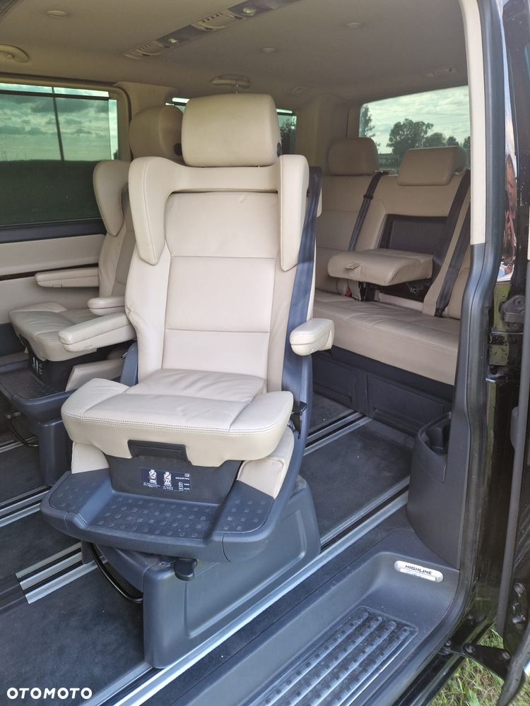 Volkswagen Multivan - 9