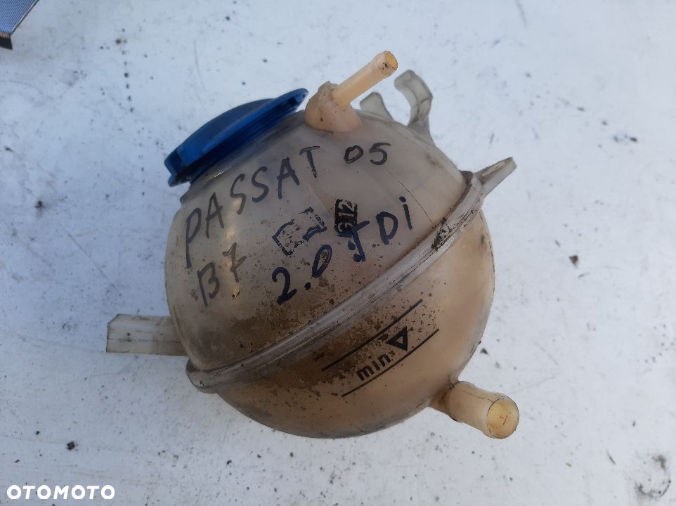 ZBIORNICZEK WYRÓWNAWCZY VW PASSAT B6