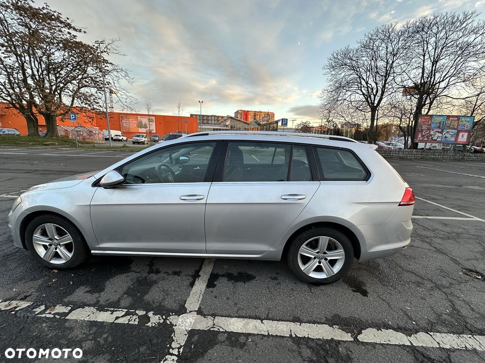 Volkswagen Golf - 3