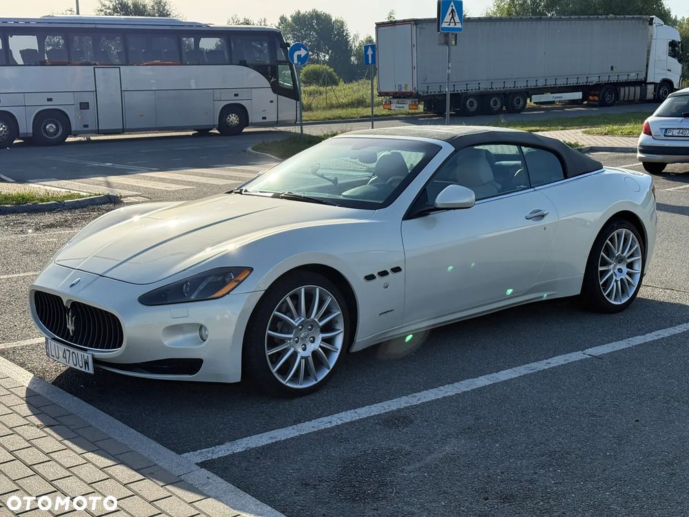 Maserati GranCabrio - 9