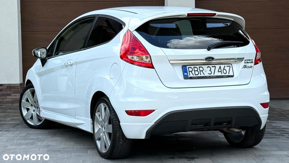Ford Fiesta - 15