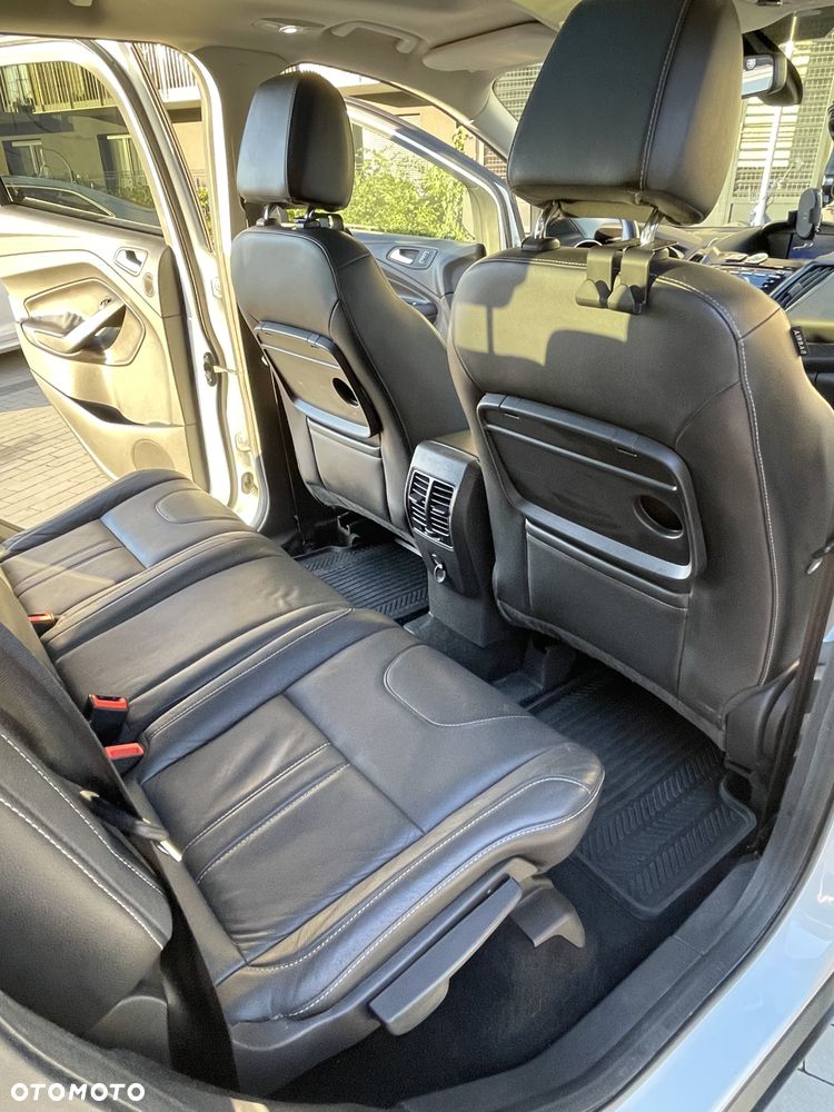 Ford Kuga 2.0 TDCi 4WD Titanium - 34